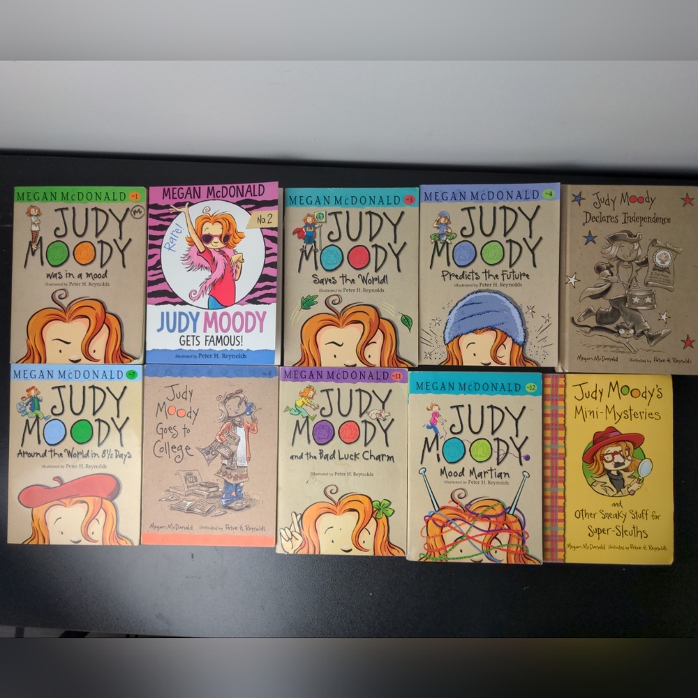 Lot Of 10 Judy Moody Books 1-4, 6-8, 11-12 And Mini Mysteries